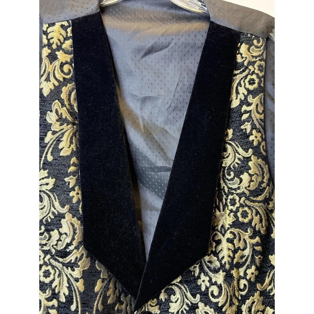 Kent‎ & Park Black and Gold Fleur De Lis Suit Jacket and Vest Mens 42R Italy